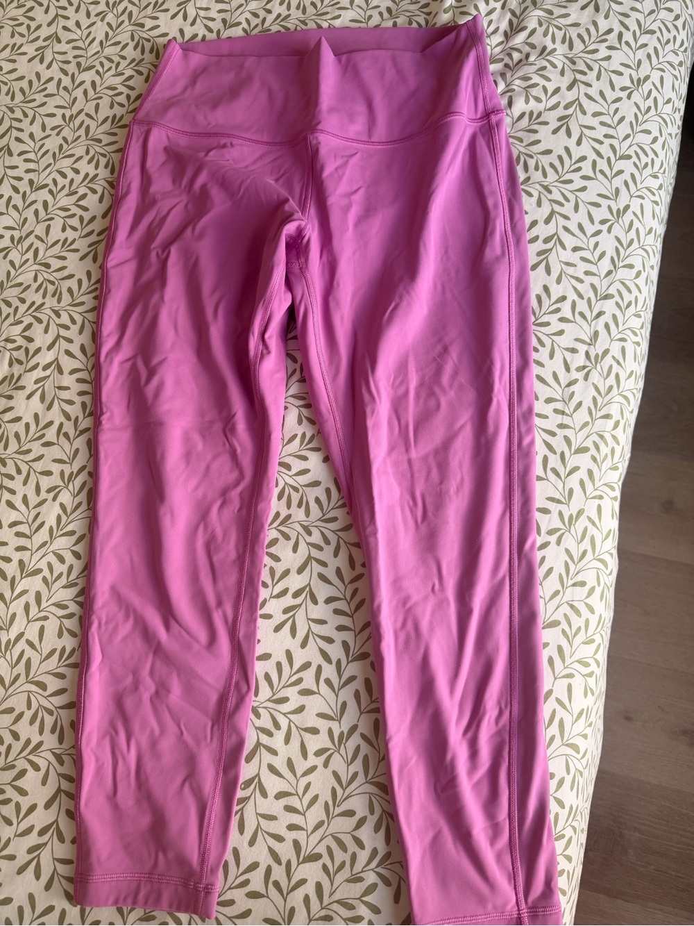 Lululemon 25 Inch  Magenta Wunder Train Leggings